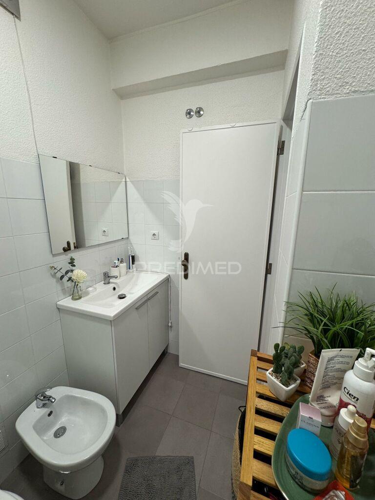 Apartamento t2 – águas livres