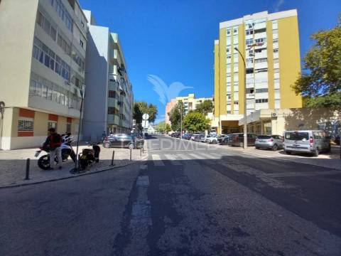 T2 2m setúbal junto ao bonfim
