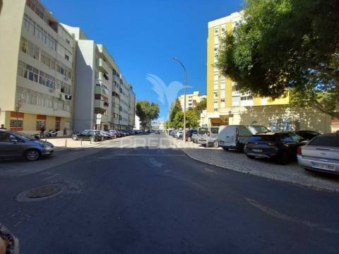 T2 2m setúbal junto ao bonfim