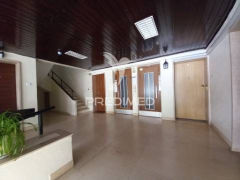 Fantástico t3 em miratejo remodelado