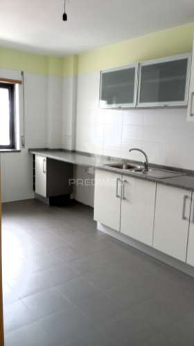 Apartamento t3 | algueirão mem-martins | a estrear