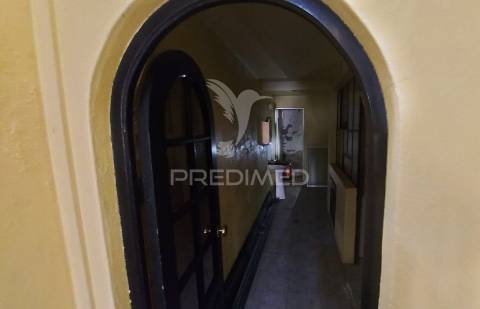Espaço comercial; loja em alpiarça.