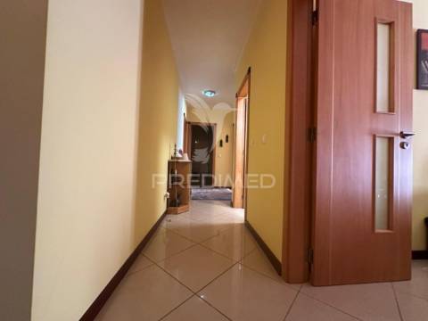 Apartamento -t3 na capital da sopa de pedra