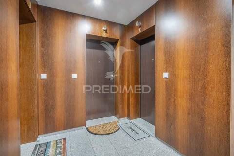 Apartamento t3 semi- novo