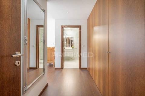 Apartamento t3 semi- novo