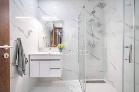 Apartamento t3 semi- novo