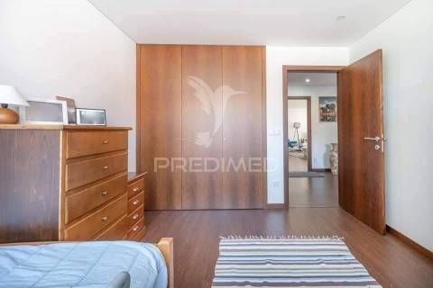 Apartamento t3 semi- novo