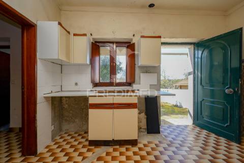 Moradia t1 unifamiliar com quintal!