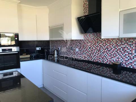 Moradia t3 de arquitetura moderna - grândola