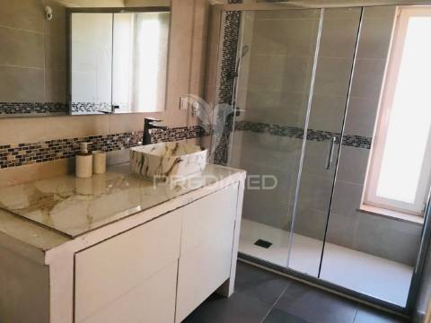 Moradia t3 de arquitetura moderna - grândola