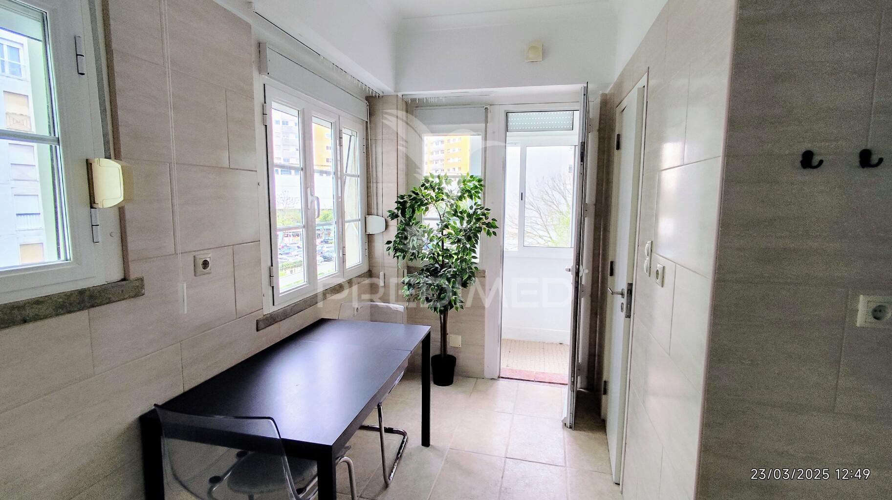 T2 arrendamento equipado/mobilado lisboa , penha de frança