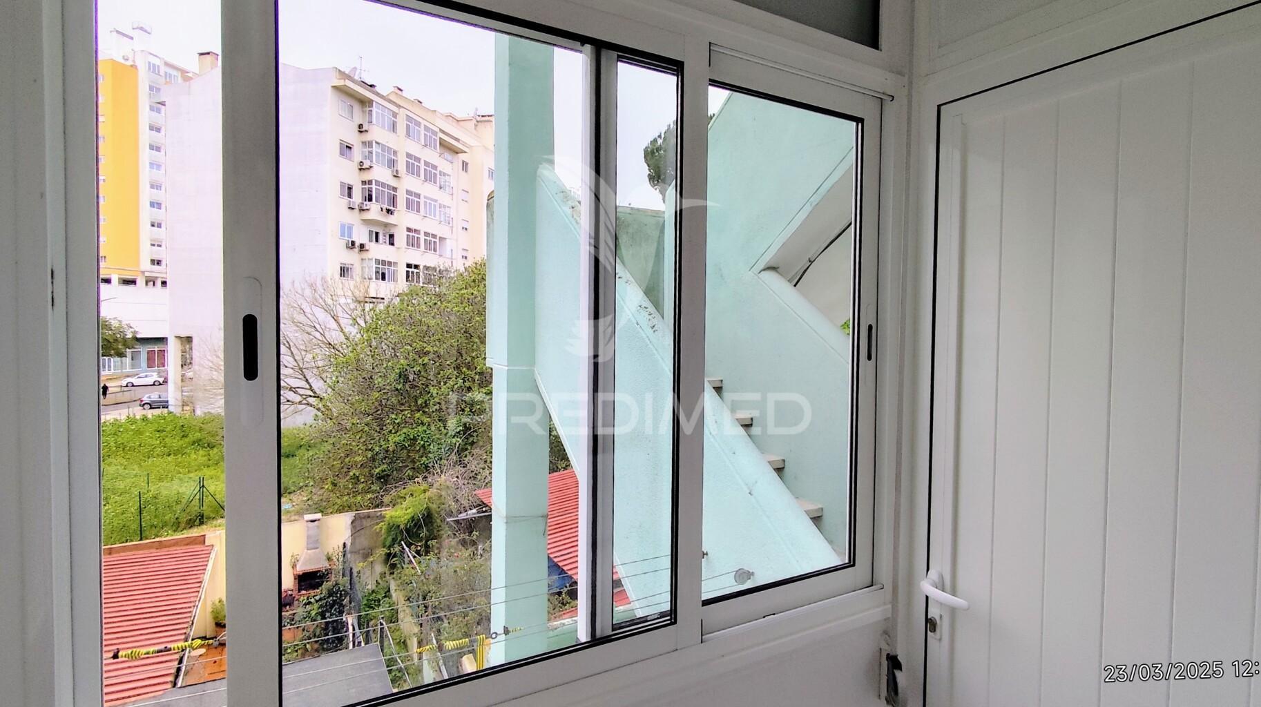 T2 arrendamento equipado/mobilado lisboa , penha de frança