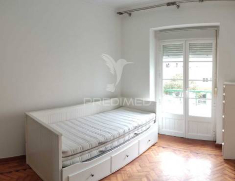 T2 arrendamento equipado/mobilado lisboa , penha de frança