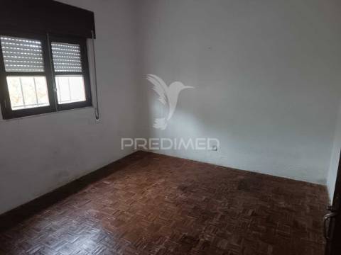 Moradia à venda em barbacena - conforto e potencial de expansão