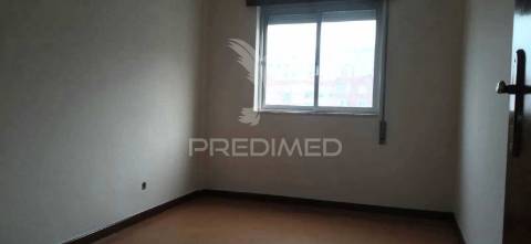 Apartamento t1,loures.