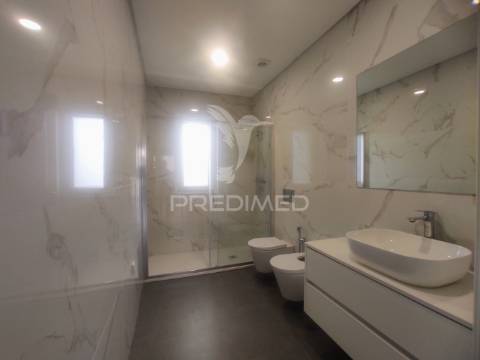 Moradia de luxo em zona nobre
