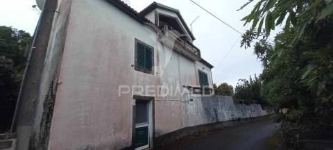 Moradia t4, para venda, em sto. antónio, são roque do pico