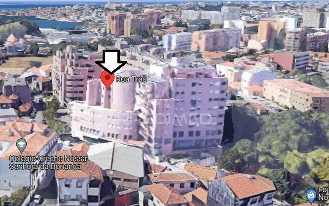 2 lojas unificadas no edifício eça - candal vila nova de gaia