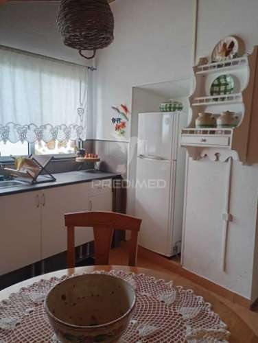 Refúgio perfeito na ilha graciosa – moradia renovada para venda