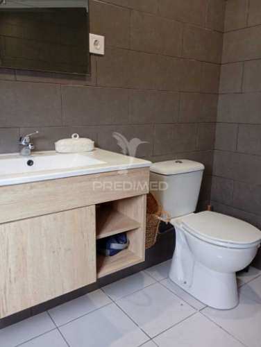 Refúgio perfeito na ilha graciosa – moradia renovada para venda