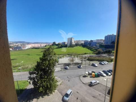 Apartamento t3 ,loures.