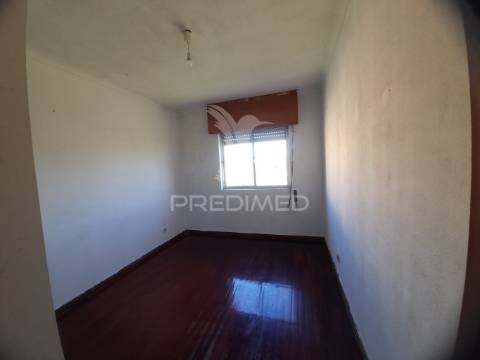 Apartamento t3 ,loures.