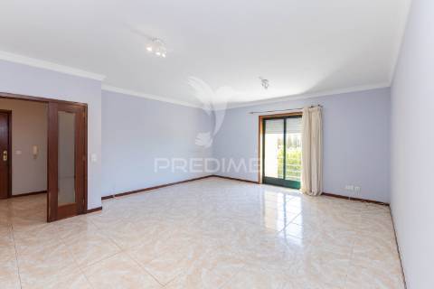 Apartamento t3 no olival, vila nova de gaia