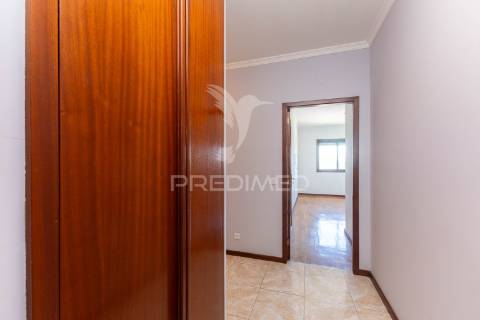 Apartamento t3 no olival, vila nova de gaia