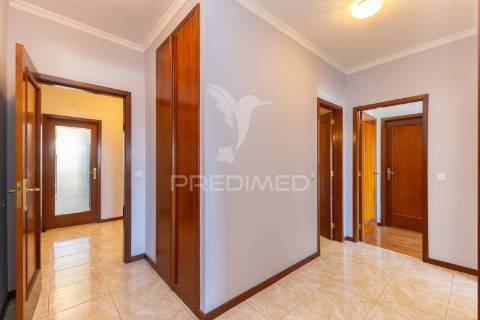Apartamento t3 no olival, vila nova de gaia