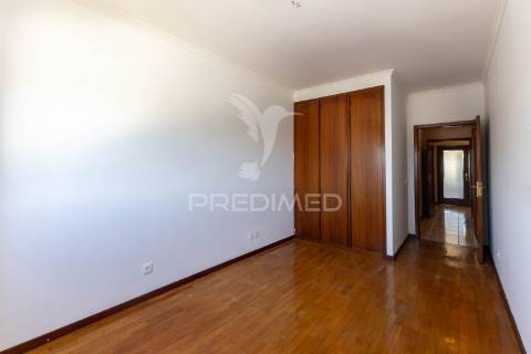Apartamento t3 no olival, vila nova de gaia