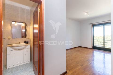 Apartamento t3 no olival, vila nova de gaia