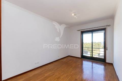Apartamento t3 no olival, vila nova de gaia