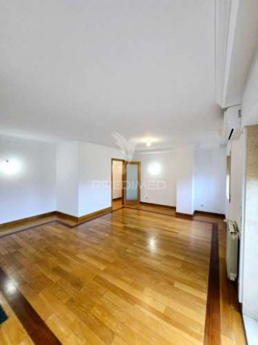 Apartamento t2 à venda em vila nova de gaia