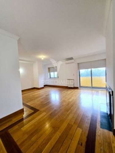 Apartamento t2 à venda em vila nova de gaia