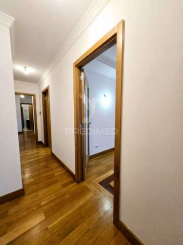 Apartamento t2 à venda em vila nova de gaia