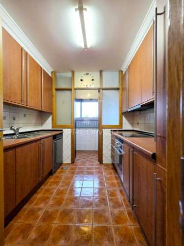 Apartamento t2 à venda em vila nova de gaia