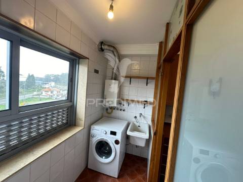 Apartamento t2 à venda em vila nova de gaia
