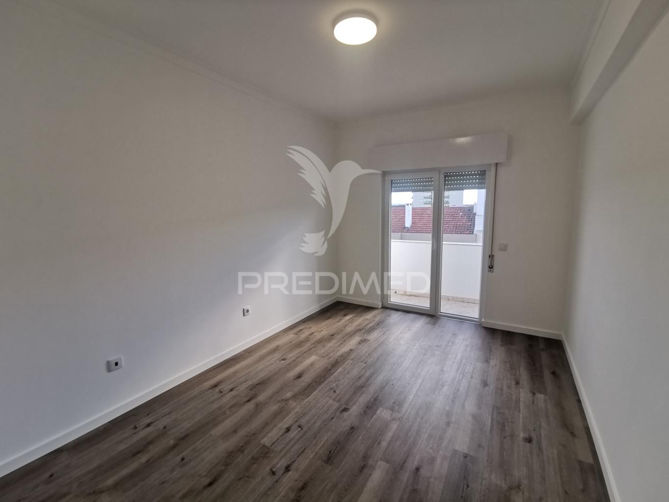 Apartamento t3 + 1