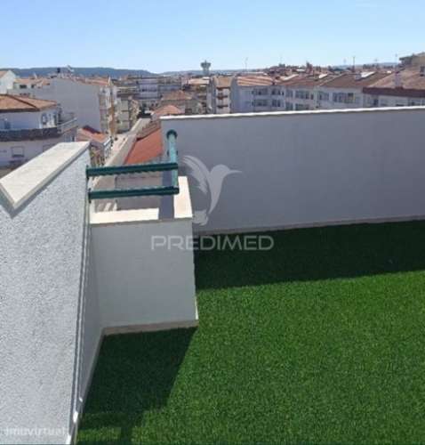 Apartamento t3 + 1
