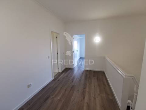 Apartamento t3 + 1