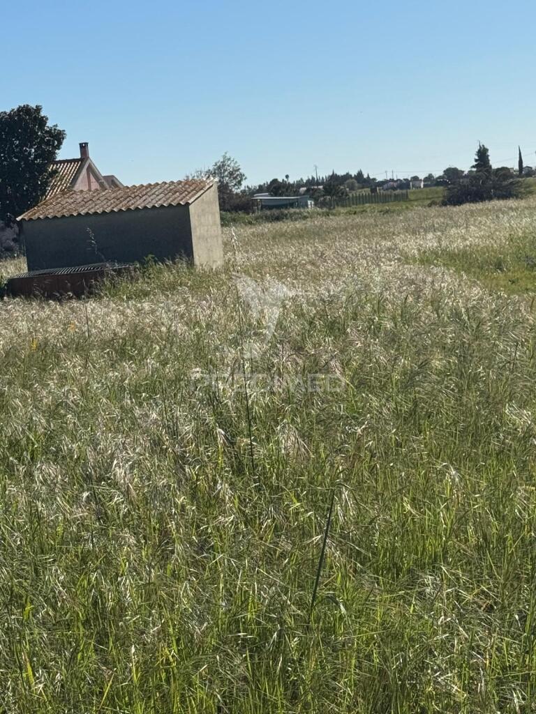 Terreno misto a venda