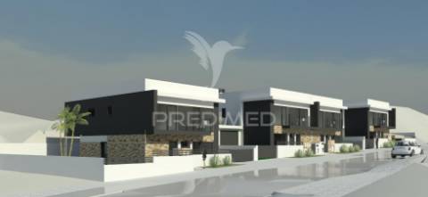 Terreno para construção de moradia,sobreda,almada.