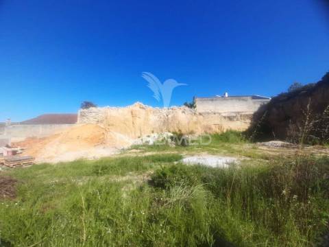 Terreno para construção de moradia,sobreda,almada.