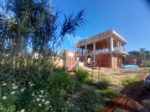 Terreno para construção de moradia,sobreda,almada.