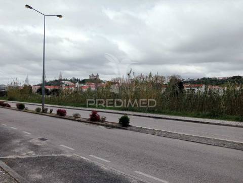 Lote urbano para construção  - porto de mós