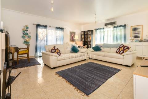 Moradia isolada quinta da amizade - setúbal