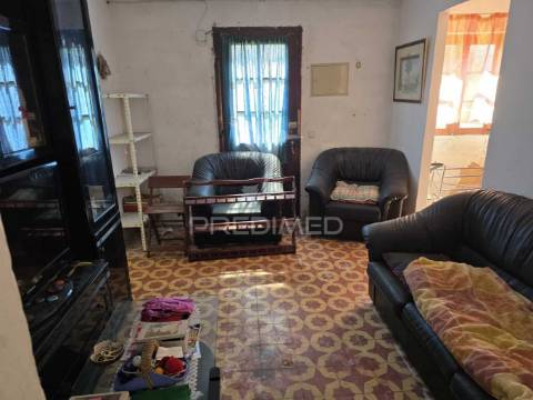 Casa para recuperar - grândola