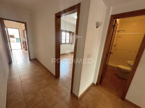 Moradia t3 com quintal em vila nova de milfontes