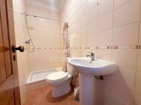Moradia t3 com quintal em vila nova de milfontes