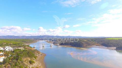 Moradia t3 com quintal em vila nova de milfontes